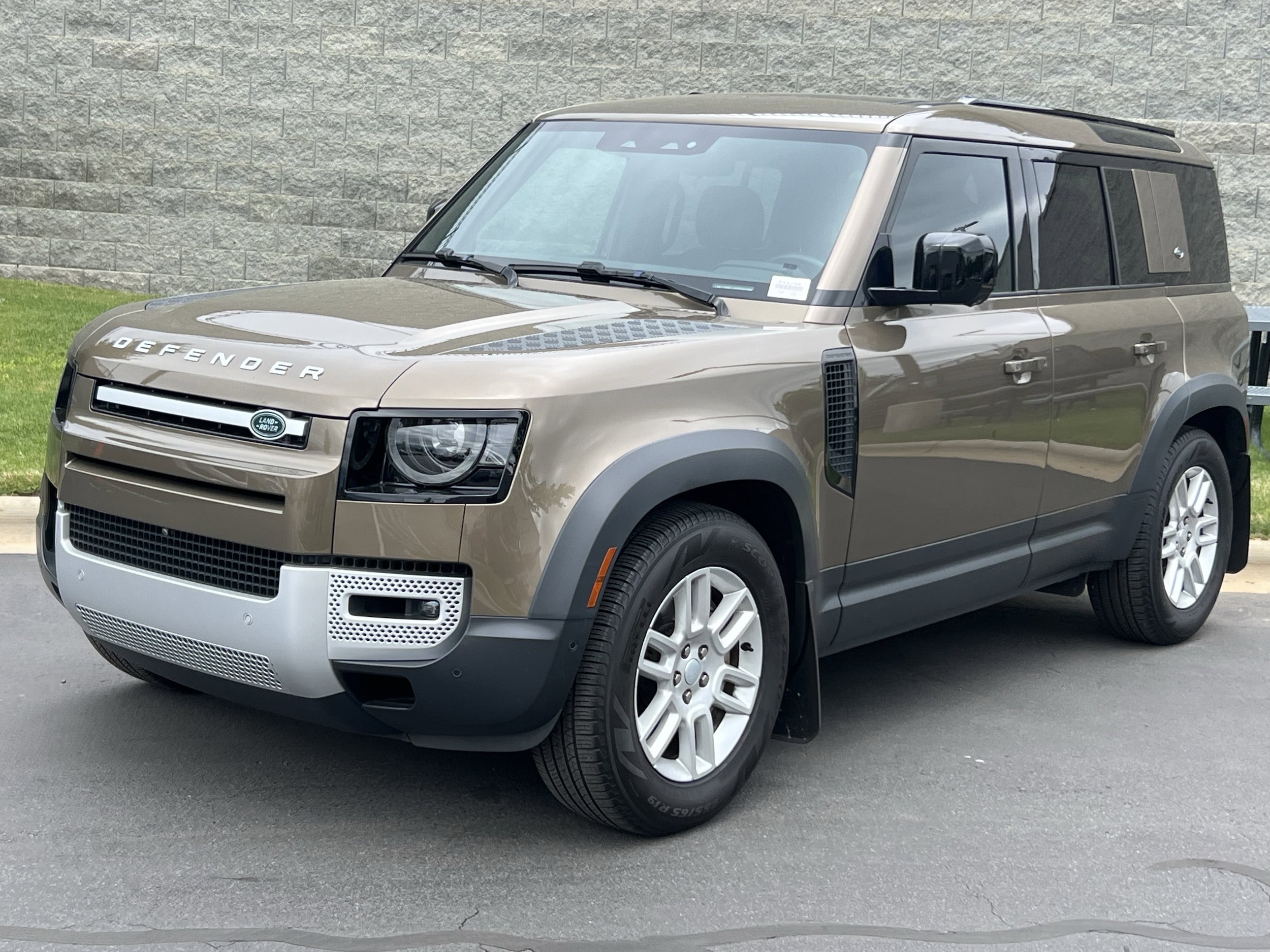land rover defender 2023 SALEP7EU0P2125268 image land rover defender 2023 SALEP7EU0P2125268 image